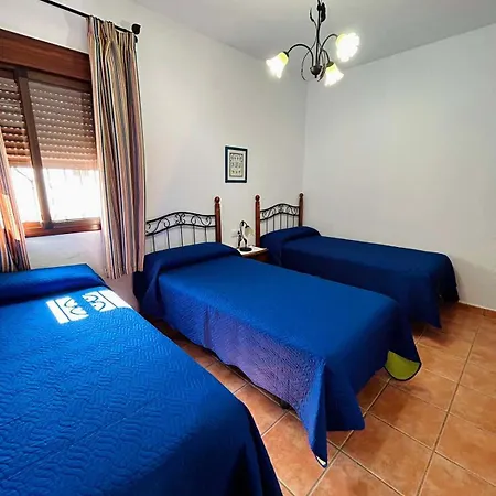 Casa Con Piscina Privada Muy Cerca Del Pueblo *
