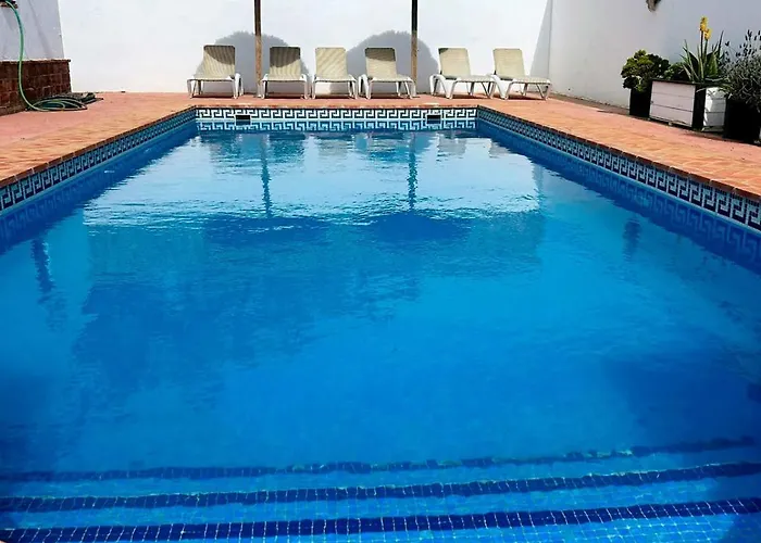 Casa Con Piscina Privada Muy Cerca Del Pueblo Domek alpejski *