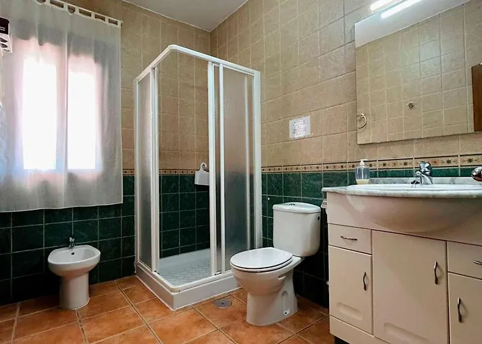 Domek alpejski Casa Con Piscina Privada Muy Cerca Del Pueblo