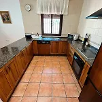 Шале Casa Con Piscina Privada Muy Cerca Del Pueblo