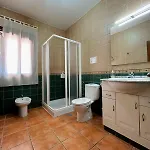 Шале Casa Con Piscina Privada Muy Cerca Del Pueblo