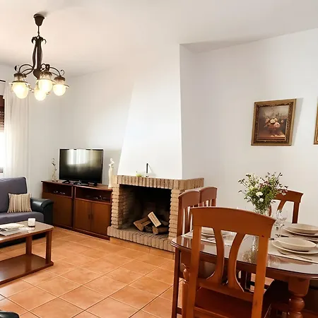 Casa Con Piscina Privada Muy Cerca Del Pueblo Horská chata